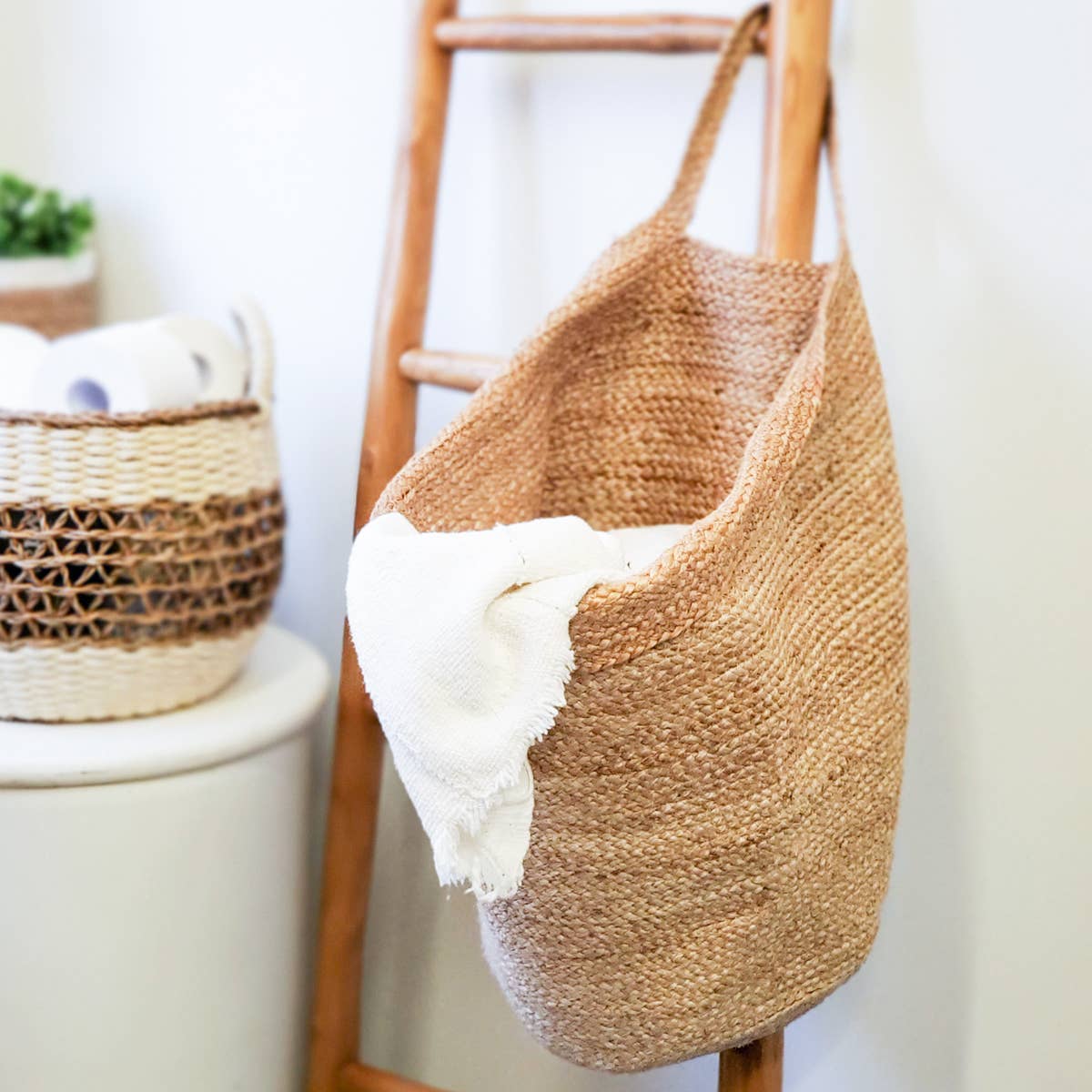 Handwoven Wicker Storage l Kata Wall Storage Basket