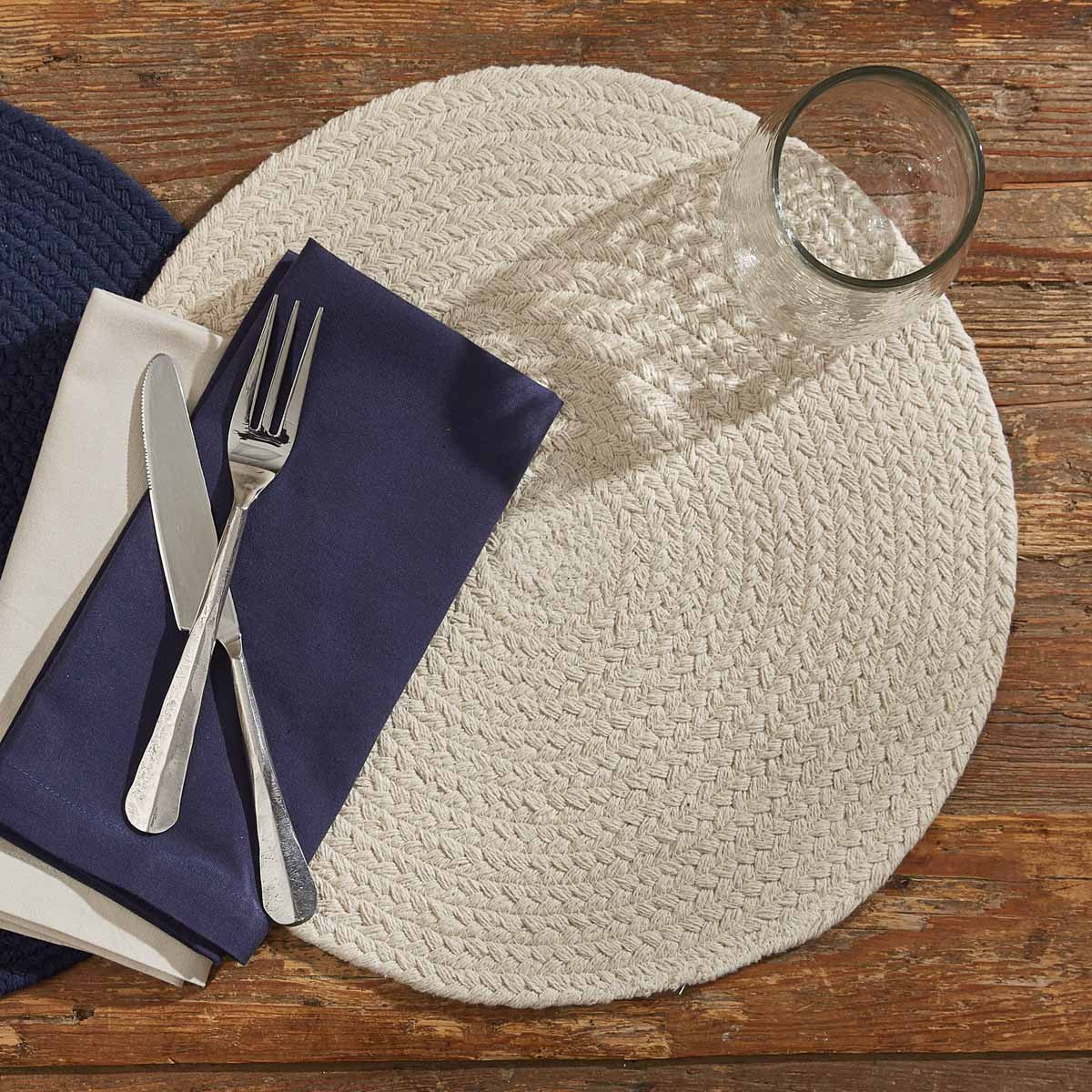 ESSEX ROUND PLACEMAT - PEBBLE (SET OF 4)