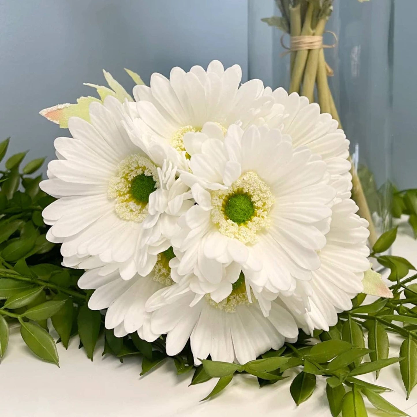 14" Bundle of 7stem Real Touch Daisy Bouquet