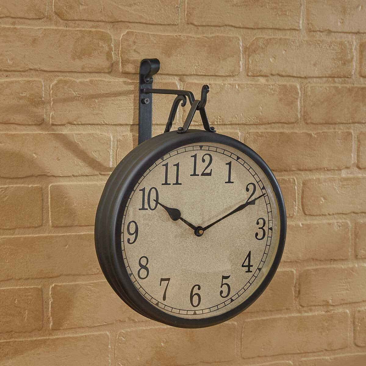 Hanging Clock with Iron Hook